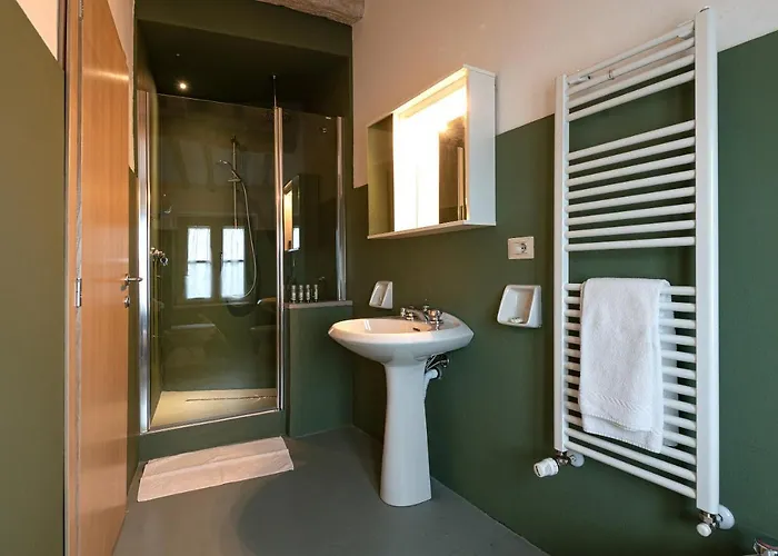 Pensjonat La Foresteria Di Castell'in